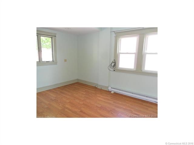 472Ocean Ave, New London, CT 06320
