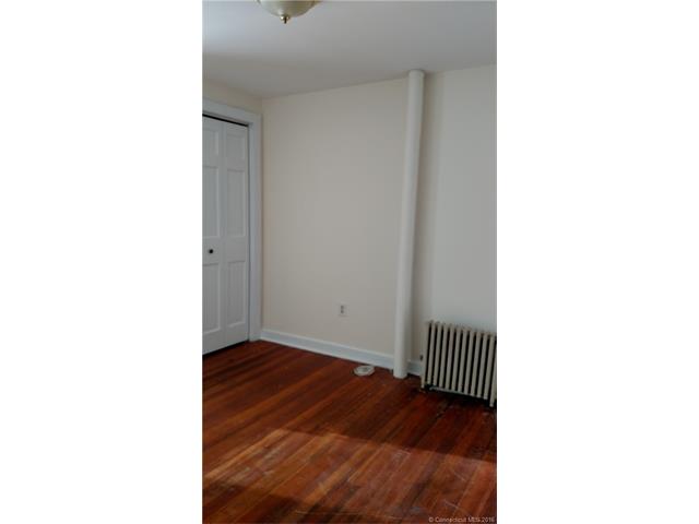 90 Thames, New London, CT 06320