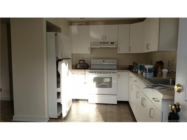 90 Thames, New London, CT 06320