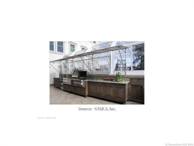 461 Bank St, New London, CT 06320