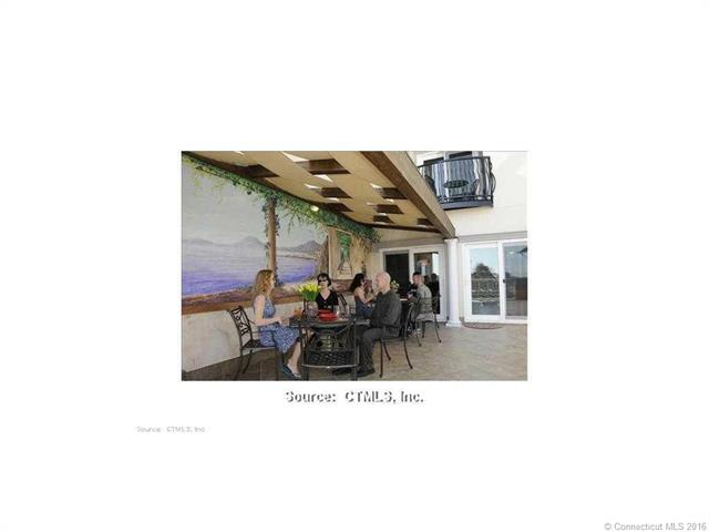 461 Bank St, New London, CT 06320