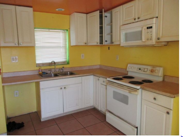 31 Chappell St, New London, CT 06320