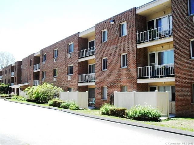 65 Westridge Rd, New London, CT 06320