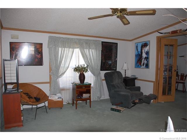 45 Spring St, New London, CT 06320