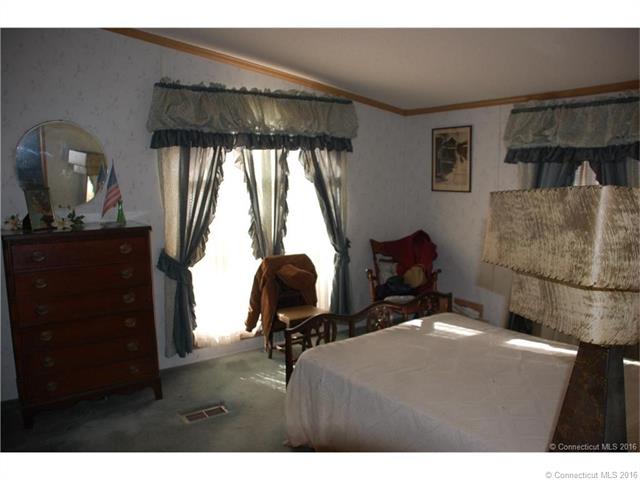 45 Spring St, New London, CT 06320
