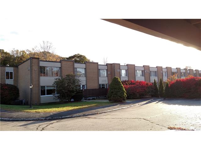 57 Westridge Rd, New London, CT 06320