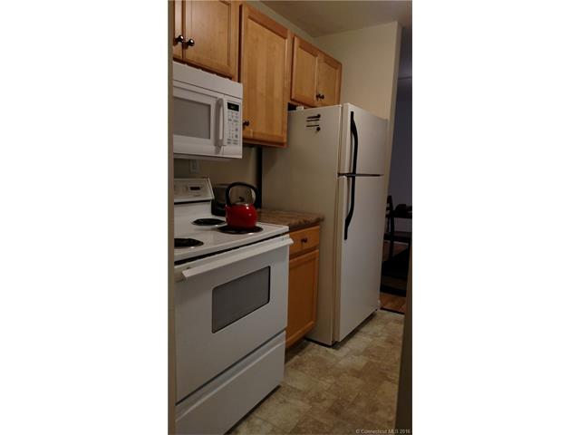 57 Westridge Rd, New London, CT 06320