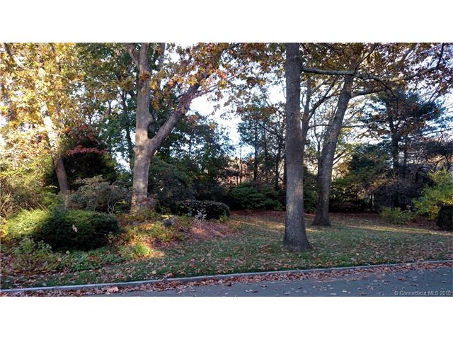 Lot Parkway South, New London, CT 06320