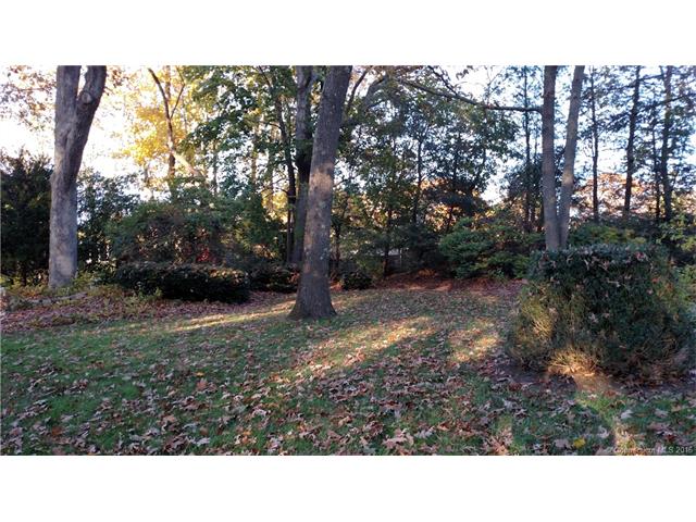 Lot Parkway South, New London, CT 06320