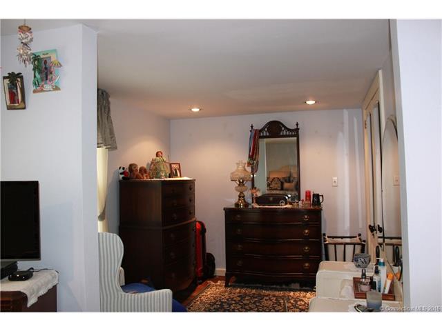 13Steward St, New London, CT 06320