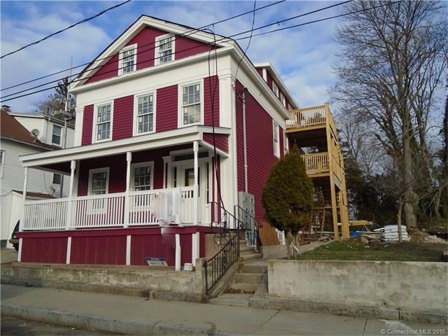 9 Brewer St, New London, CT 06320