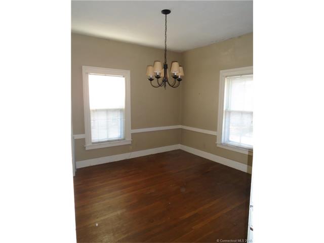 806 Montauk Ave, New London, CT 06320