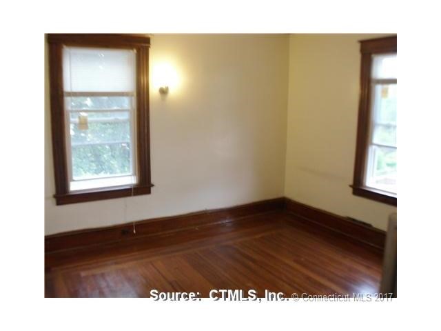57Pacific St, New London, CT 06320