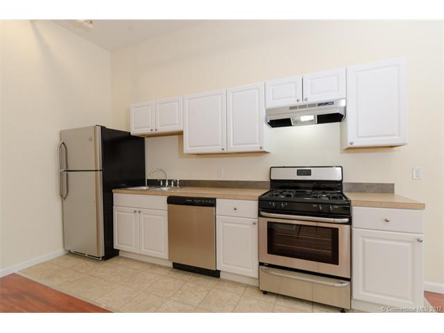 147 State St, New London, CT 06320