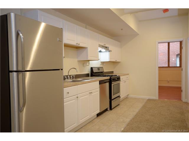147 State St, New London, CT 06320