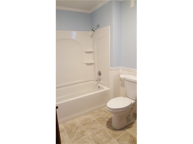 26 Colman St, New London, CT 06320