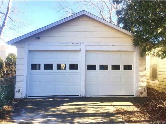 50 Granada Ter, New London, CT 06320