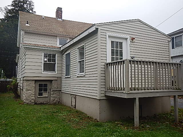 12 Moore CourtNew London, CT, 06320New London County