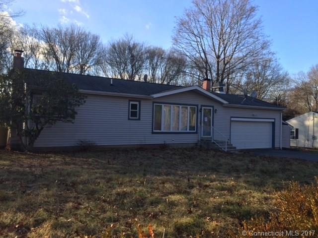 38 Upper Pattagansett Dr, E Lyme, CT 06333
