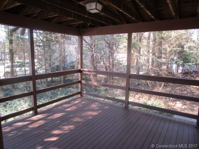 2 Whalehead Dr, Ledyard, CT 06335