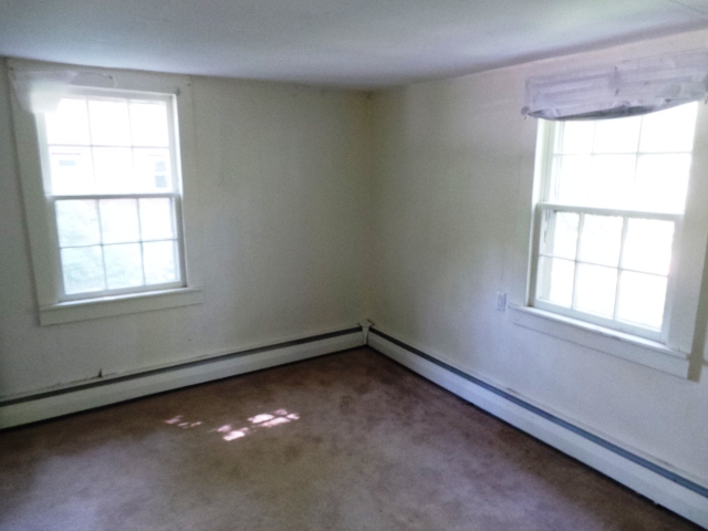 1581 Route 12Gales Ferry, CT, 06335New London County