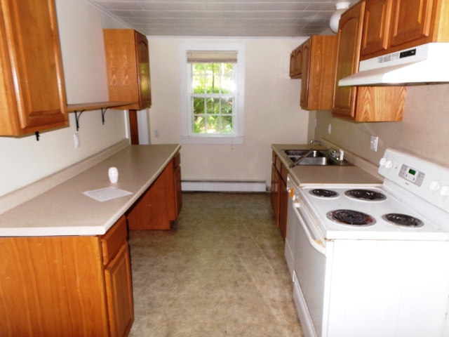1581 Route 12Gales Ferry, CT, 06335New London County