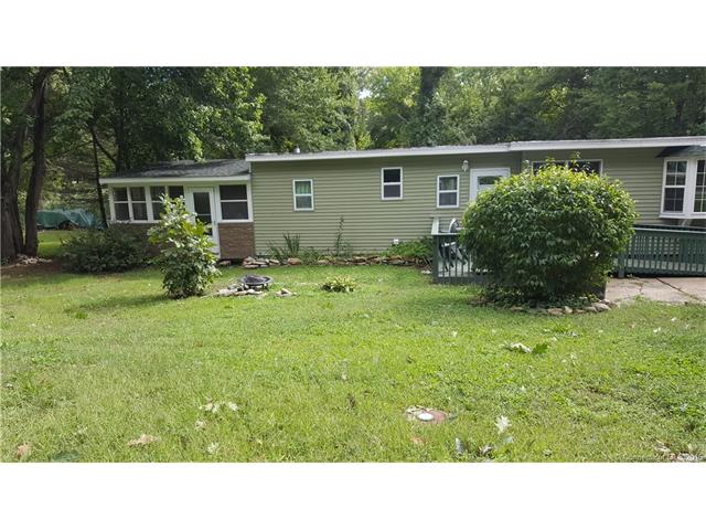 16 Marlene Dr, Ledyard, CT 06339