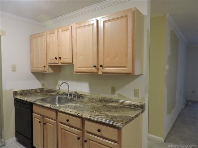 82 Buddington Rd, Groton, CT 06340