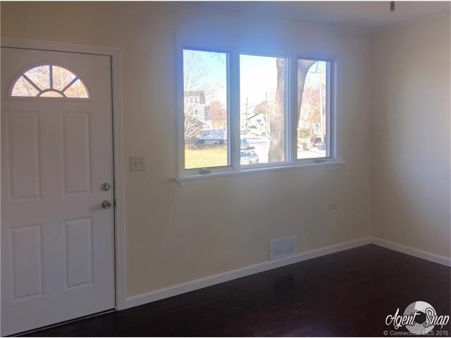 73 Joe Ave, Groton, CT 06340