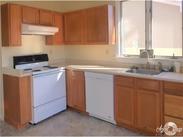 73 Joe Ave, Groton, CT 06340