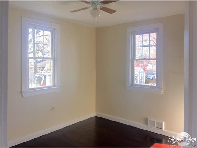 73 Joe Ave, Groton, CT 06340