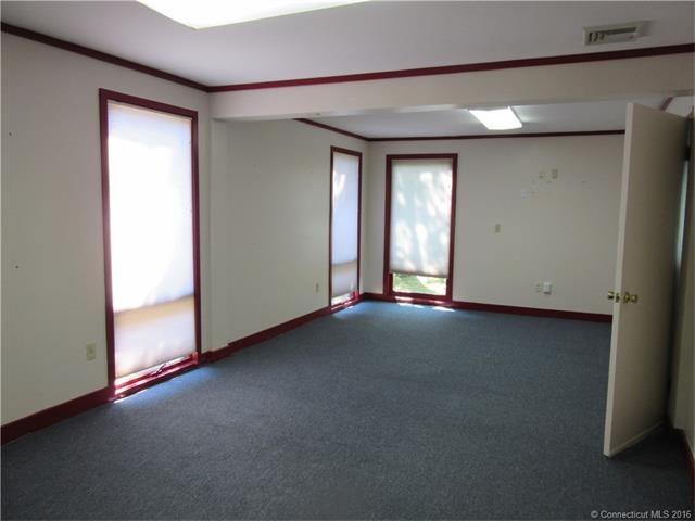 500 Bridge St, Groton, CT 06340