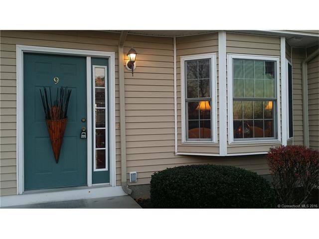 279Bridge St #9, Groton, CT 06340
