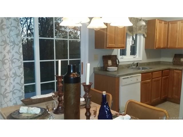 279Bridge St #9, Groton, CT 06340