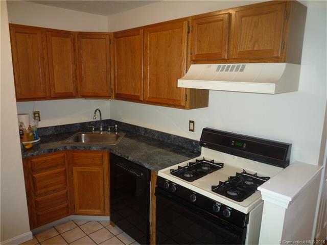 62 Thames Height Ln, Groton, CT 06340