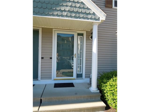283Bridge St #3, Groton, CT 06340