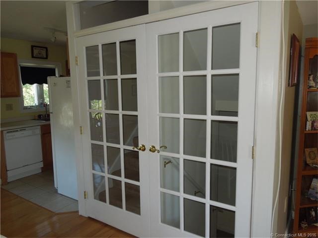 283Bridge St #3, Groton, CT 06340