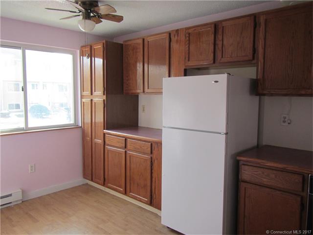 560Shennecossett Rd #C, Groton, CT 06340