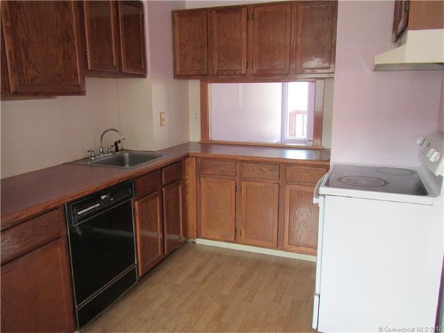 560Shennecossett Rd #C, Groton, CT 06340