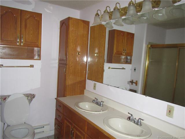 560Shennecossett Rd #C, Groton, CT 06340