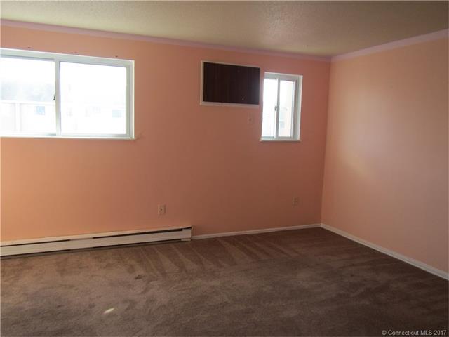 560Shennecossett Rd #C, Groton, CT 06340
