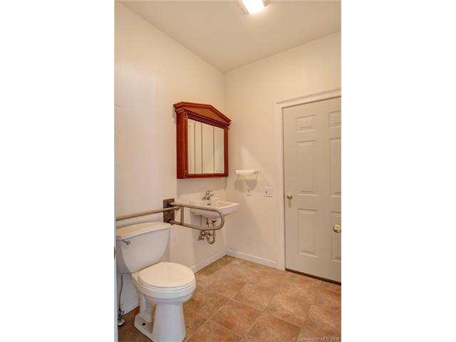 1 Brown, Griswold, CT 06351