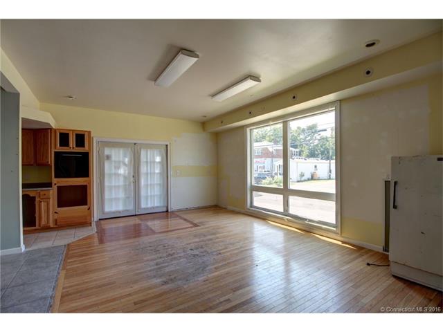 1 Brown, Griswold, CT 06351