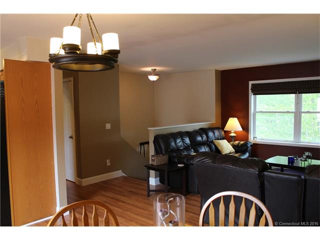 20 Central Ave, Griswold, CT 06351
