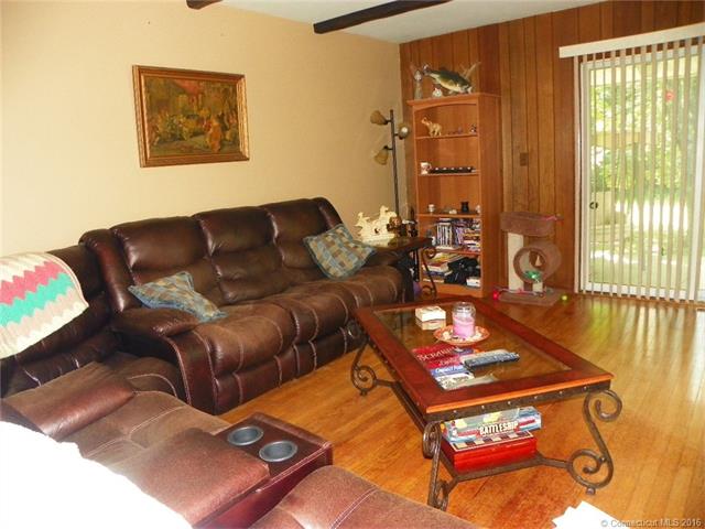 202Preston Rd, Griswold, CT 06351