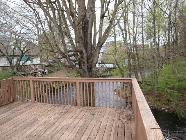 46 S Main StGriswold, CT, 06351New London County
