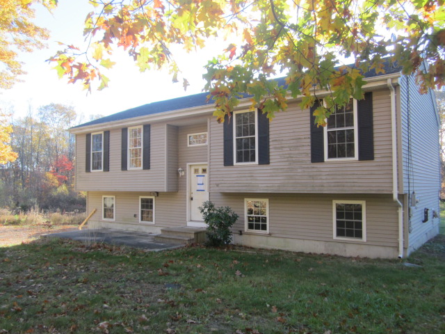 33 Oakville RdGriswold, CT, 06351New London County