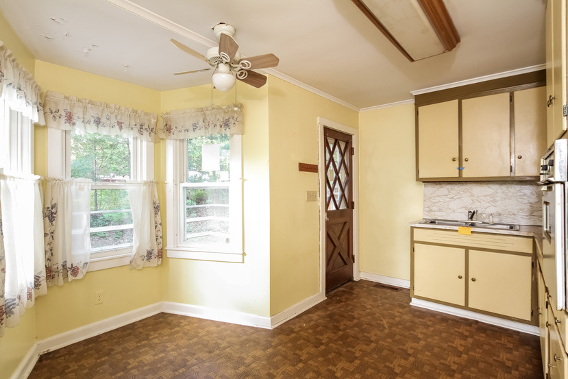 193 Starkweather Rd, Moosup, CT 06354