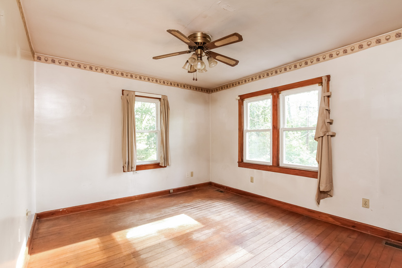 193 Starkweather Rd, Moosup, CT 06354