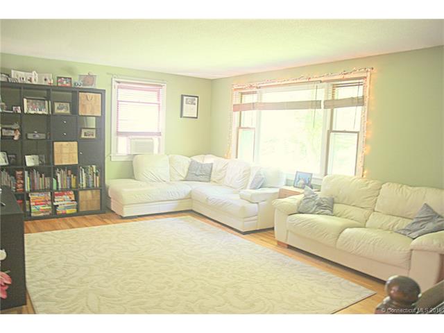 158 Lambtown Rd, Groton, CT 06355